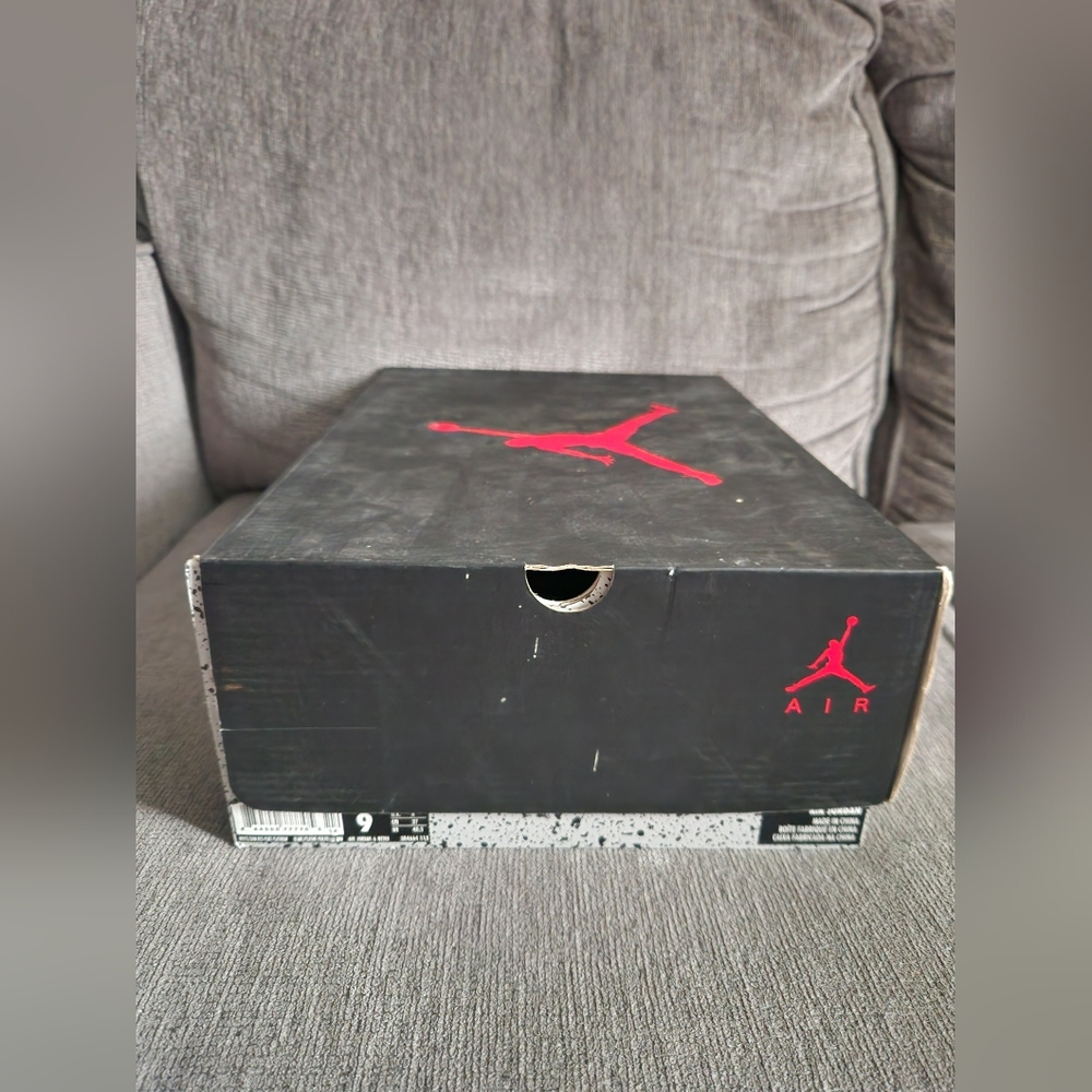 Jordan Retro 6 Empty Box - Picture 2 of 6